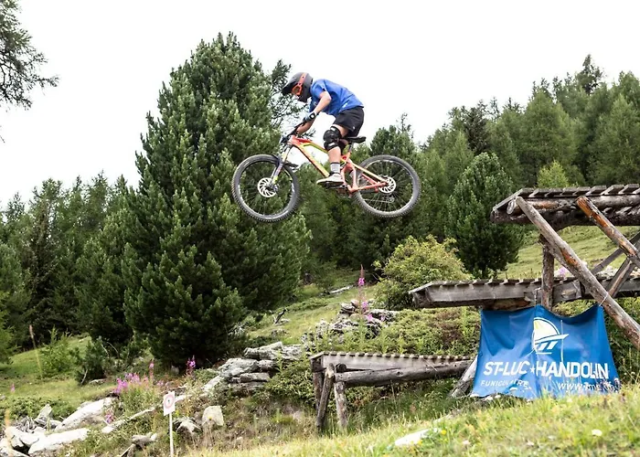 C By Interhome Διαμέρισμα Zinal